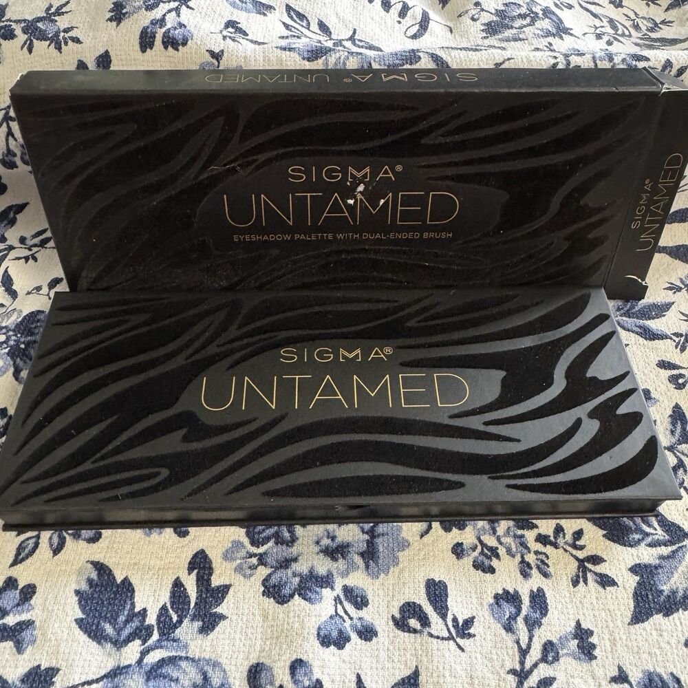Sigma Beauty Untamed Eyeshadow Palette With Dual Ended Brush - NIB
